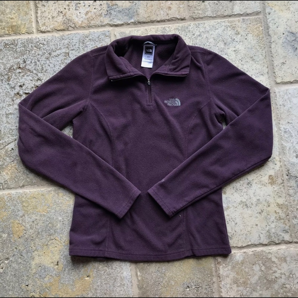The North Face Pullover Outdoor Hiking Half Zip Burgundy Sweatshirt